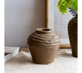 BROWN TOP PATTERN VASE