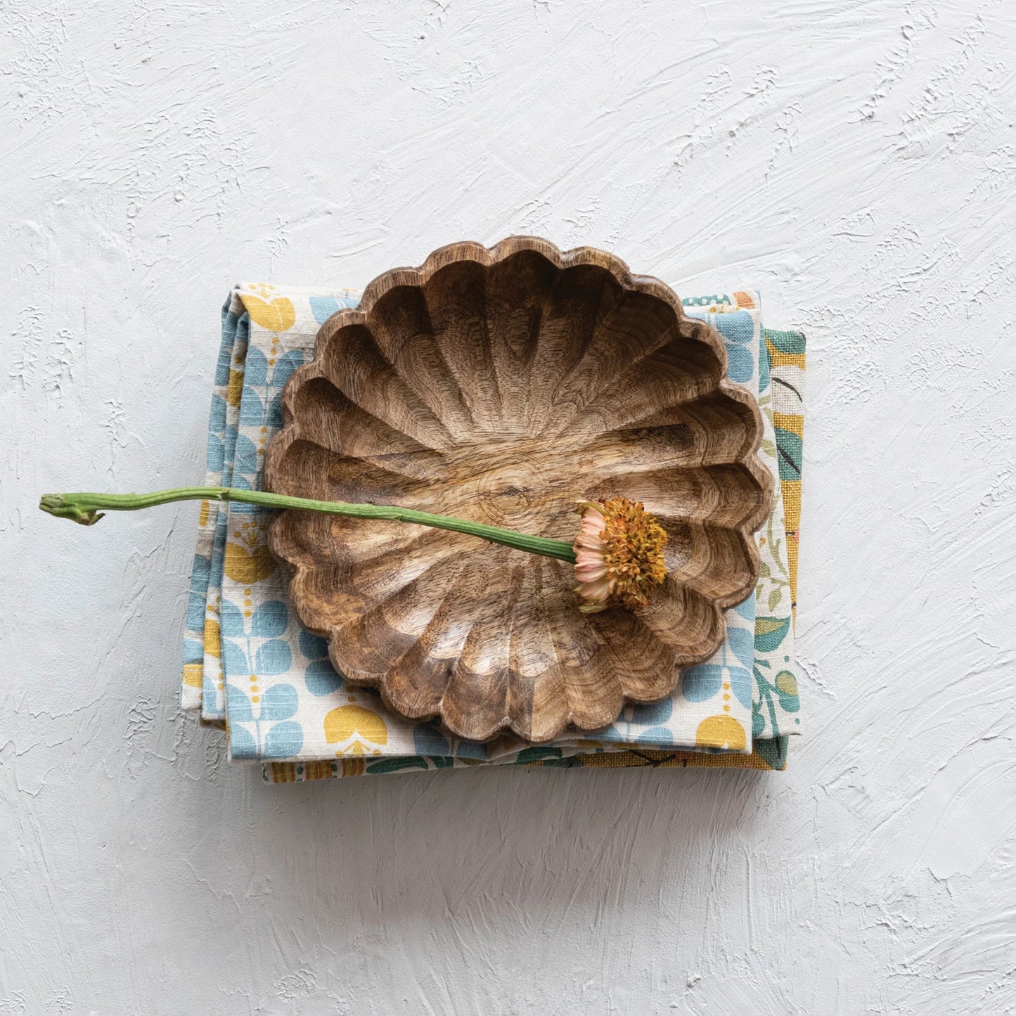 Mango Wood Scalloped Bowl