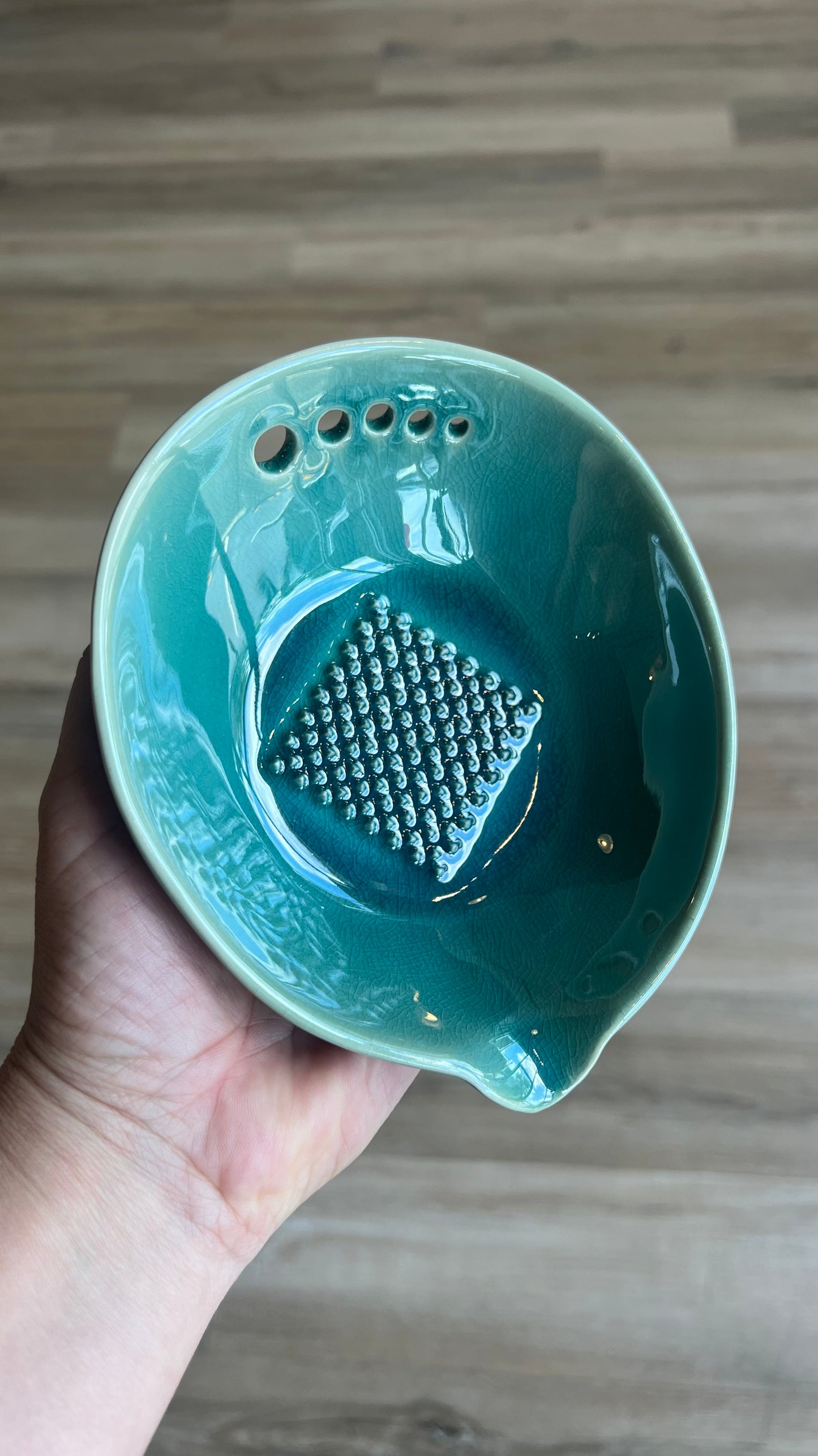 Garlic/Ginger Graters w/Herb Stripper