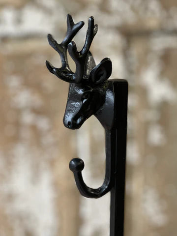 Blitzen Wreath Holder