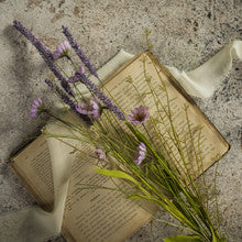 DARK PURPLE WILDFLOWER SPRAY