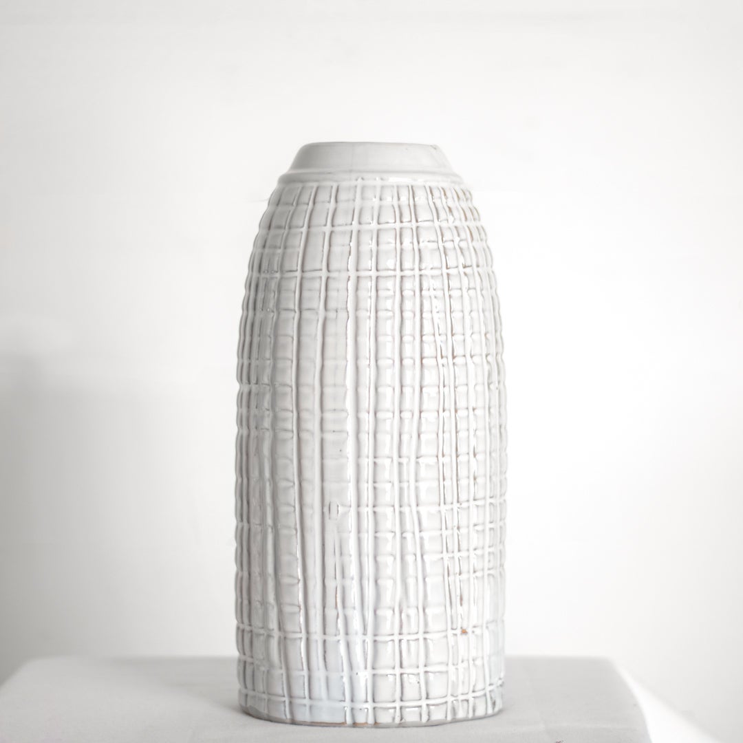 13.8″ WHITE URBAN CHECK VASE