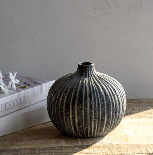 CHARCOAL BALL VASE